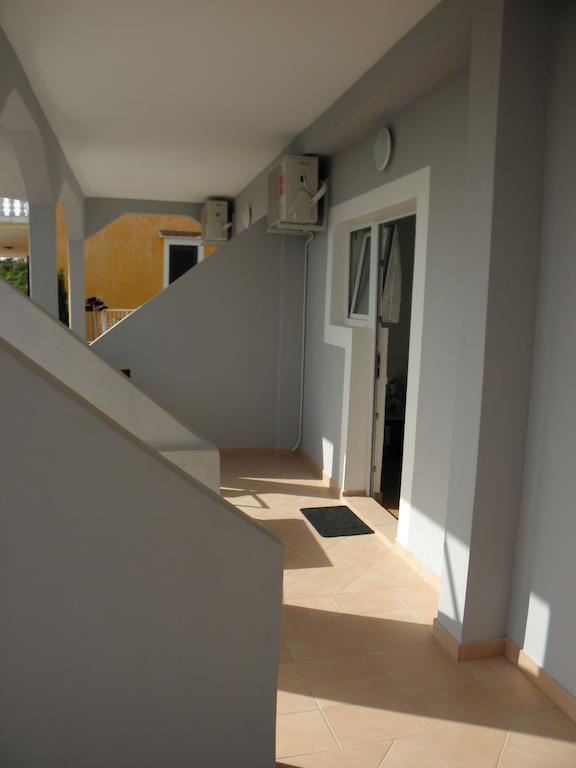 Apartments Babic Novalja Quarto foto